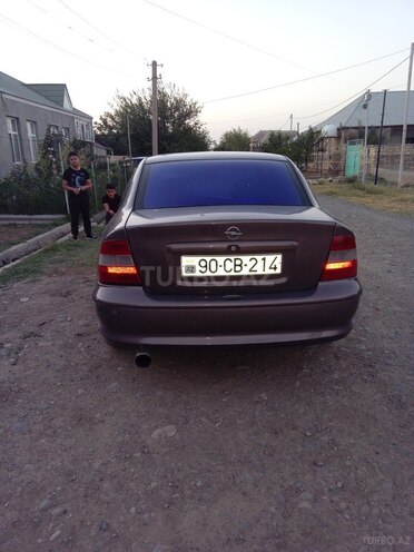 Opel Vectra 1998, 30,000 km - 1.8 l - Gəncə