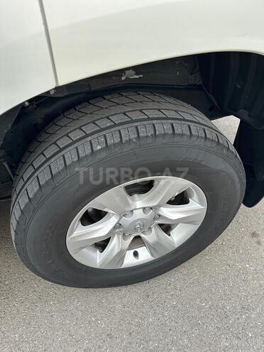 Toyota Land Cruiser Prado 2010, 110,000 km - 2.7 l - Gəncə