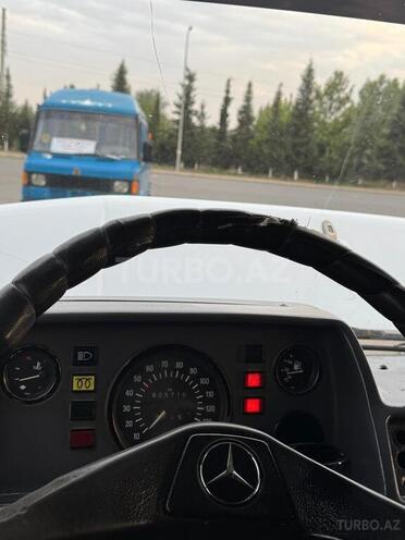 Mercedes 208 D 1994, 360,000 km - 2.5 л - Sabirabad
