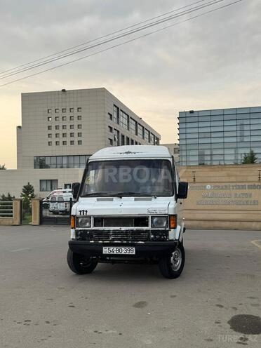 Mercedes 208 D 1994, 360,000 km - 2.5 л - Sabirabad