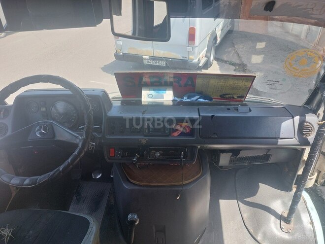 Mercedes 208 D 1994, 360,000 km - 2.5 л - Sabirabad