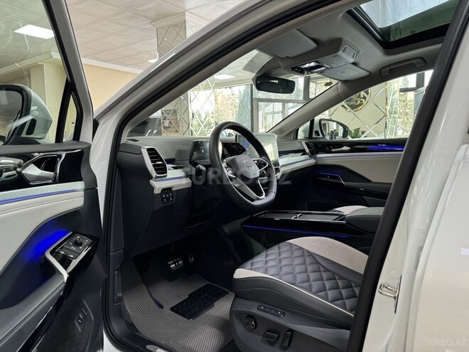 Volkswagen ID.6 Crozz-5