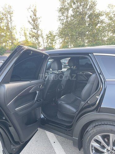 Mazda CX-9-8