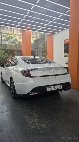 Hyundai Sonata-5