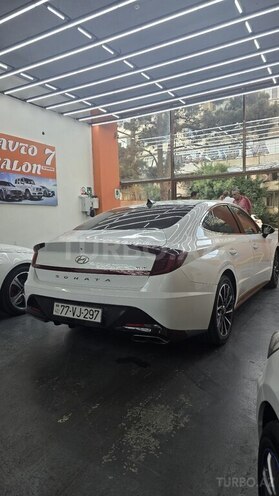 Hyundai Sonata-6