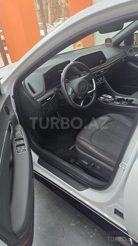 Hyundai Sonata-12