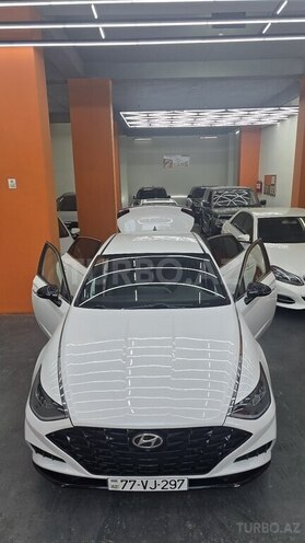 Hyundai Sonata-13