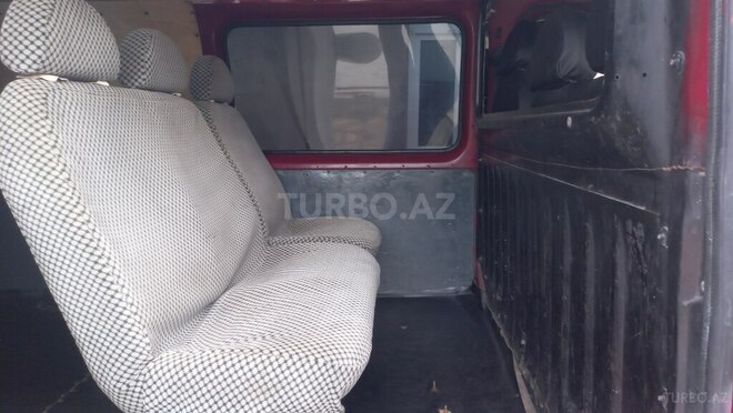Ford Transit-7