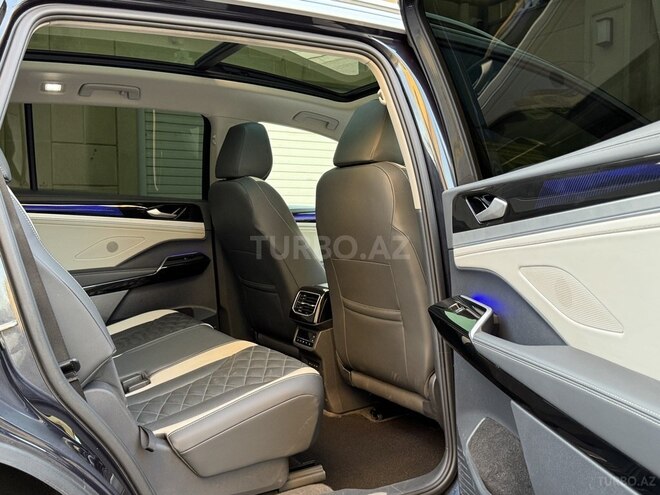 Volkswagen ID.6 Crozz 2022, 73,000 km - 0.0 л - Bakı