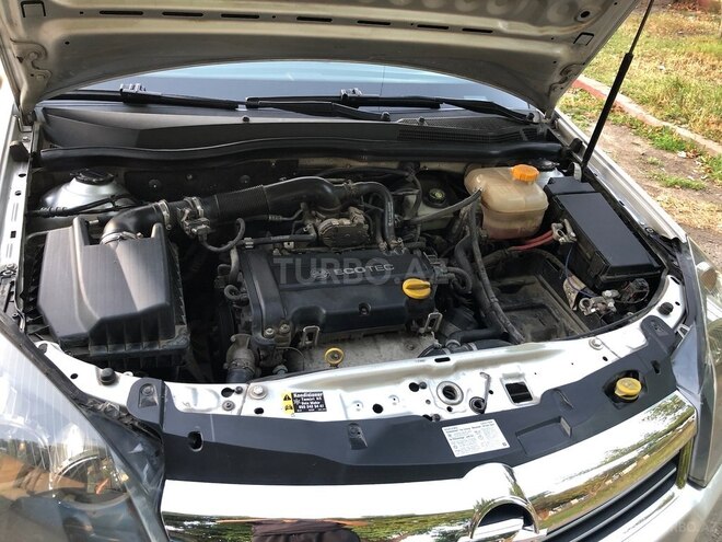 Opel Astra 2005, 132,000 km - 1.4 l - Gəncə