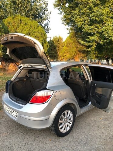 Opel Astra 2005, 132,000 km - 1.4 l - Gəncə