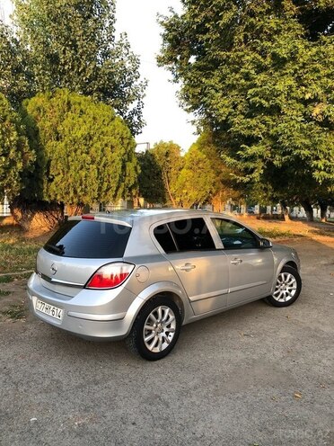Opel Astra 2005, 132,000 km - 1.4 l - Gəncə