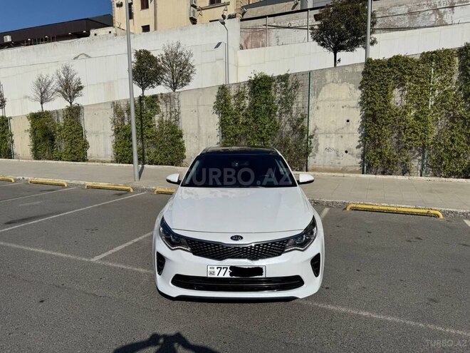 Kia K5-1