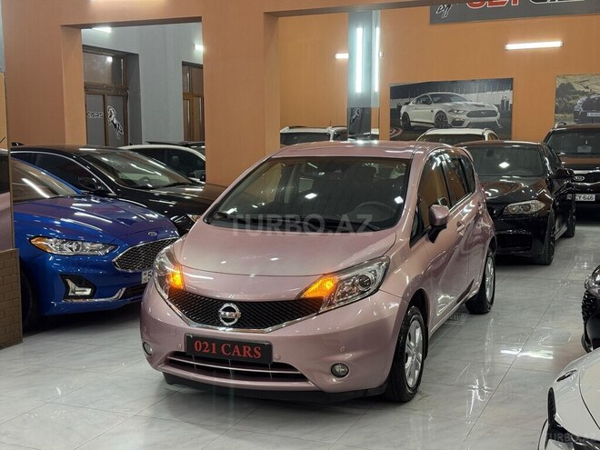 Nissan Note-8