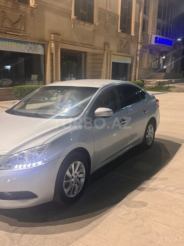 Nissan Sentra 2013, 160,000 km - 1.8 l - Salyan