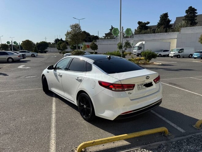Kia K5-8