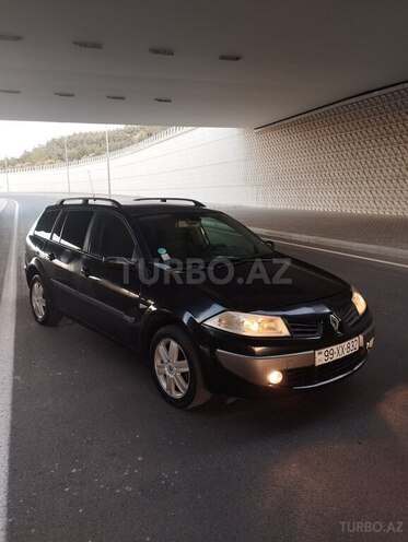 Renault Megane-13