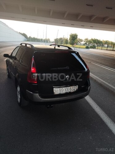 Renault Megane-11