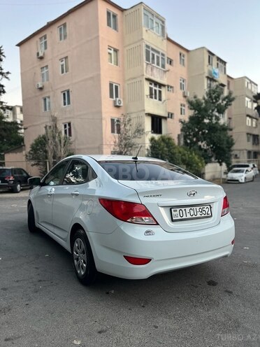 Hyundai Accent 2017, 146,450 km - 1.6 l - Bakı
