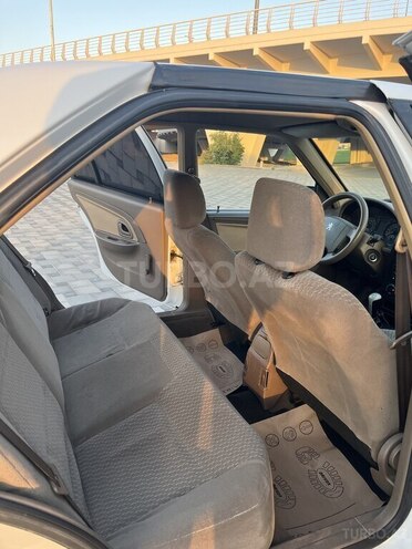 Peugeot 405 2020, 101,000 km - 1.6 l - Bakı