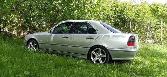 Mercedes C 180 1999, 293,000 km - 1.8 л - Şəki