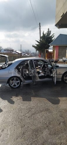 Mercedes C 180 1999, 293,000 km - 1.8 л - Şəki