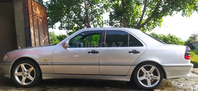 Mercedes C 180 1999, 293,000 km - 1.8 л - Şəki