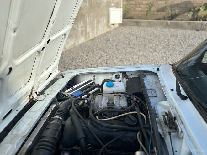 LADA (VAZ) 2107 2008, 211,000 km - 1.6 l - Salyan
