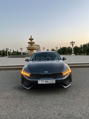 Kia K5-1
