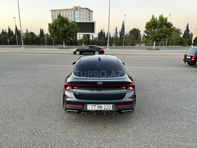 Kia K5-10