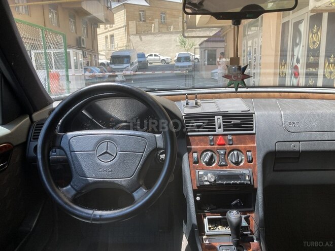 Mercedes C 180 1997, 392,000 km - 1.8 l - Bakı