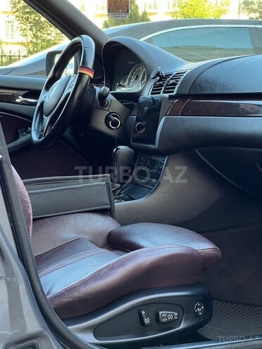 BMW 325 2002, 230,000 km - 2.5 l - Bakı