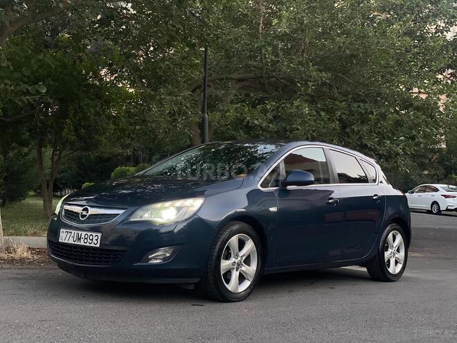 Opel Astra 2010, 183,000 km - 1.4 l - Bakı