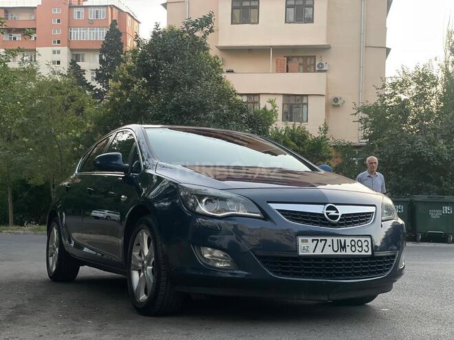 Opel Astra 2010, 183,000 km - 1.4 l - Bakı