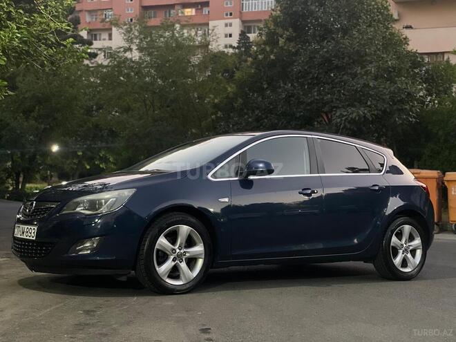 Opel Astra 2010, 183,000 km - 1.4 l - Bakı