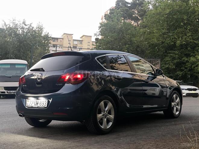 Opel Astra 2010, 183,000 km - 1.4 l - Bakı