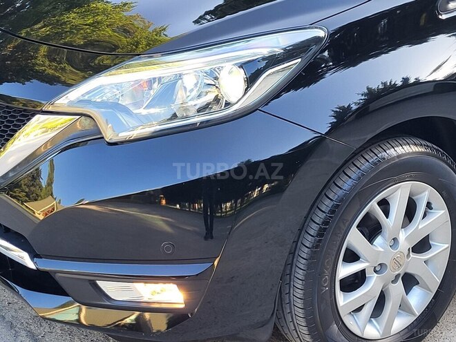 Nissan Note-5