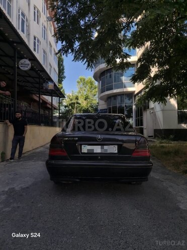 Mercedes C 240 2000, 350,000 km - 2.4 л - Bakı