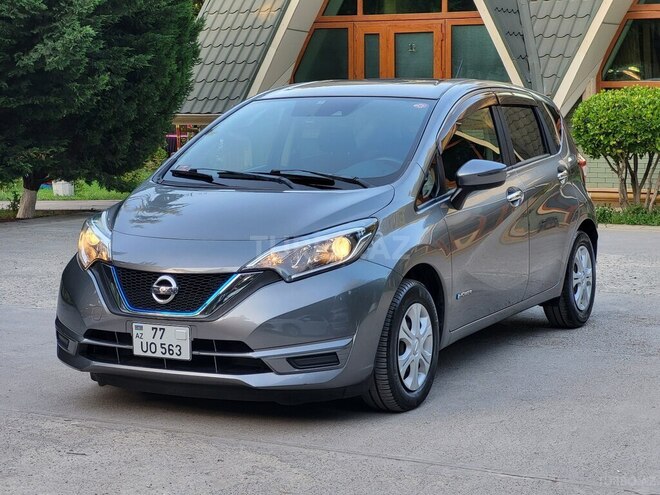 Nissan Note-2