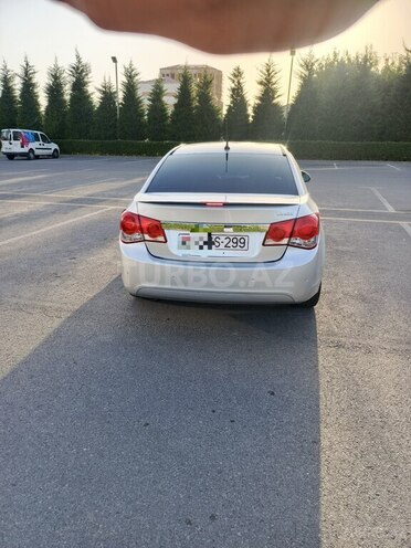 Chevrolet Cruze 2011, 225,000 km - 1.4 l - Şəki