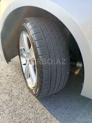 Chevrolet Cruze 2011, 225,000 km - 1.4 l - Şəki