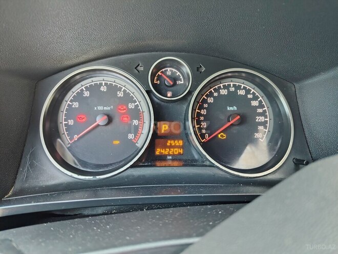 Opel Zafira 2006, 242,204 km - 2.2 л - Bakı