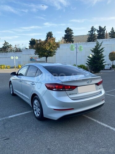 Hyundai Elantra 2018, 194,000 km - 1.6 л - Bakı