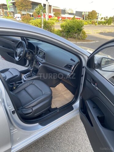 Hyundai Elantra 2018, 194,000 km - 1.6 л - Bakı