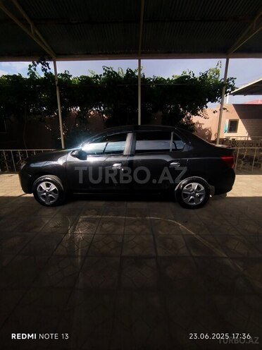Renault Logan 2015, 160,000 km - 1.6 l - Naxçıvan