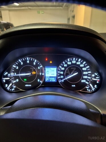 Nissan Patrol 2018, 170,000 km - 5.6 l - Bakı