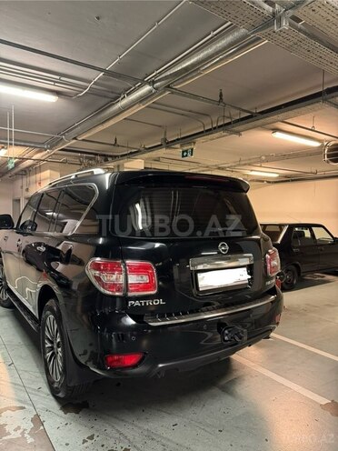 Nissan Patrol 2018, 170,000 km - 5.6 l - Bakı