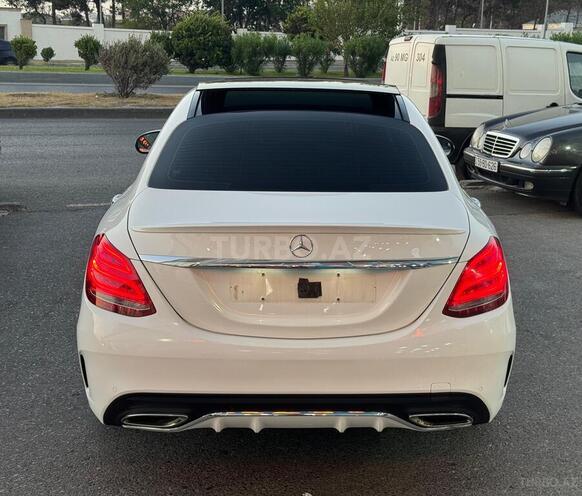 Mercedes C 300-11