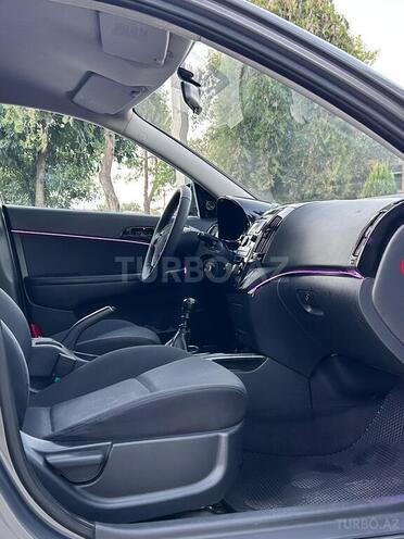 Hyundai i30 2009, 190,000 km - 1.6 l - İmişli
