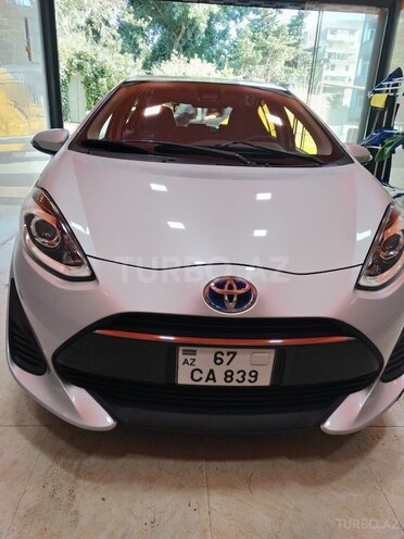 Toyota Aqua 2018, 105,000 km - 1.5 l - Bakı